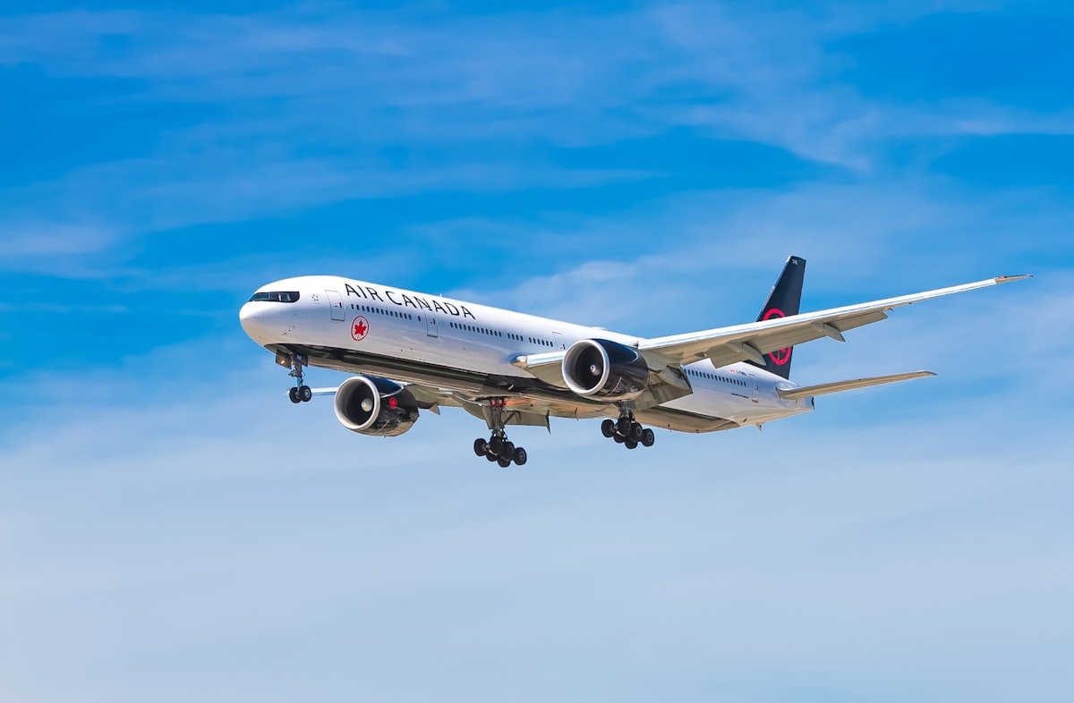 Commercial aircraft on taxiway